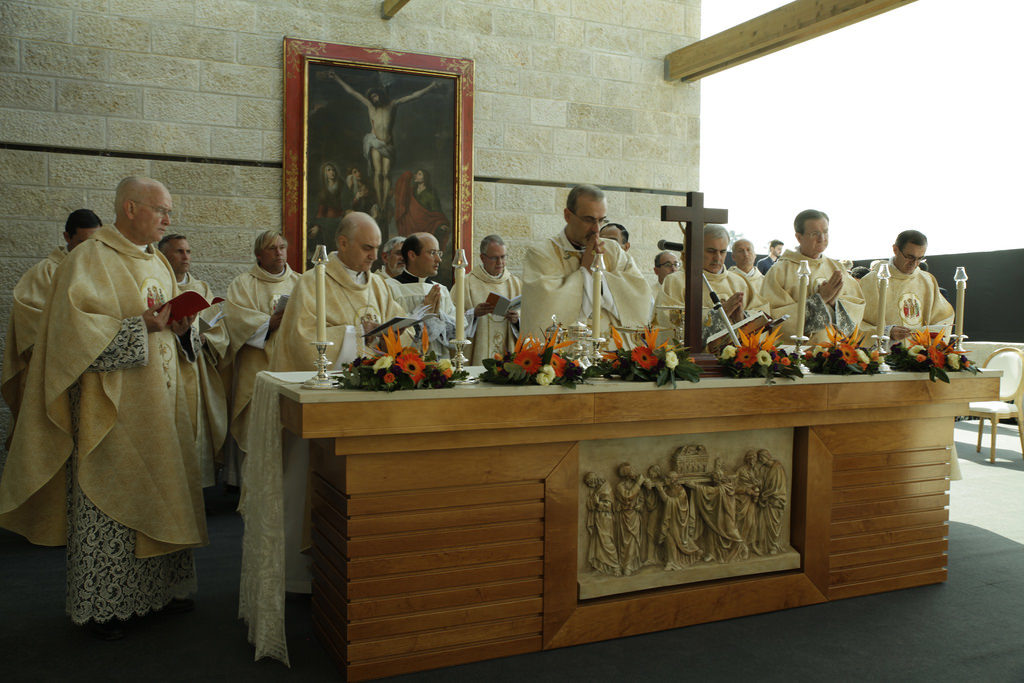 D&A presente na primeira missa de Saxum, Jerusalém – D&A